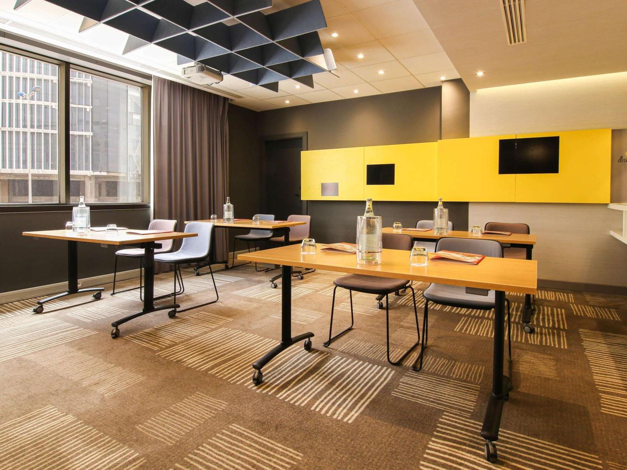 Ibis Hotel 3*